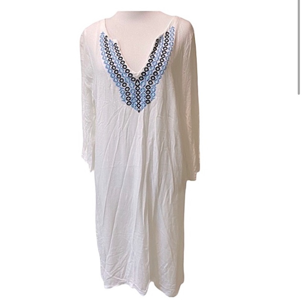 Crown & Ivy Swimsuit Cover